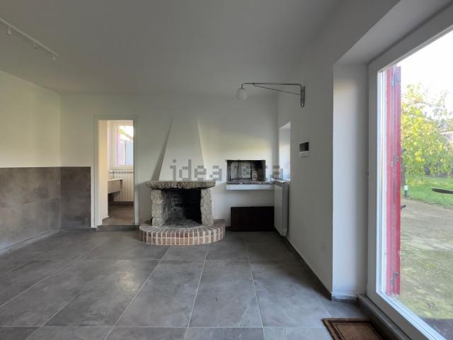 Casa in vendita a Baia E Latina, Campania