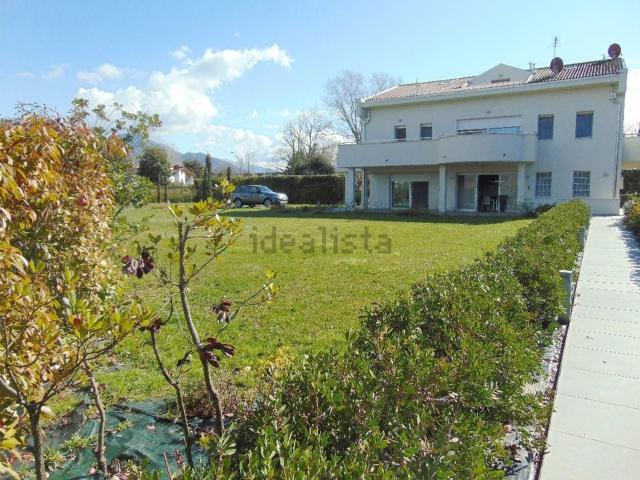 Casa in vendita a Caranna, Forte Dei Marmi