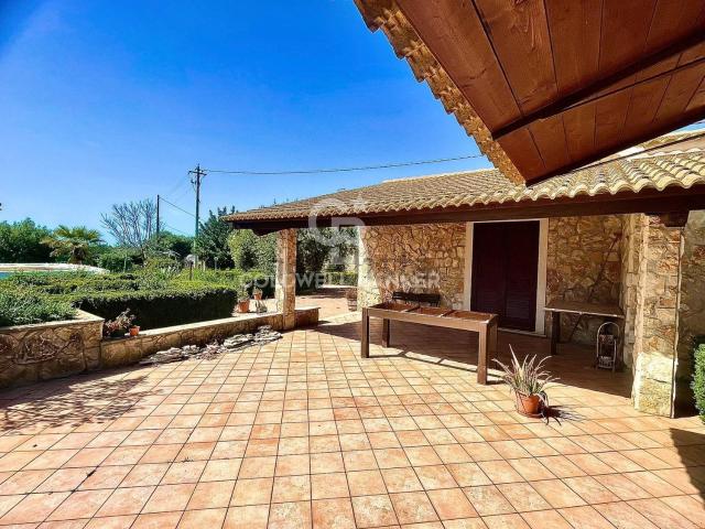 Casa in vendita a Pozzallo, Sicilia