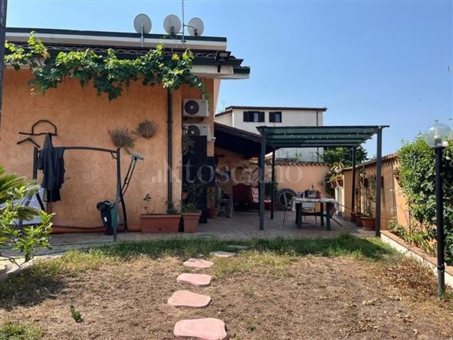 Casa in vendita a Municipio Roma IX, Roma Capitale