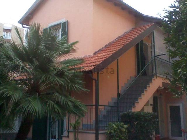 Casa in vendita a Ceriale, Liguria