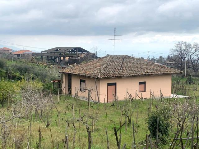 Casa in vendita a Zafferana Etnea, Sicilia