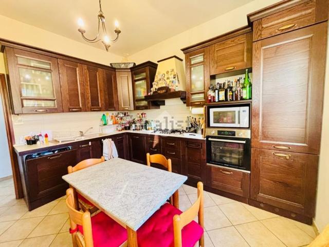 Casa in vendita a Lomazzo di Sotto, Lomazzo