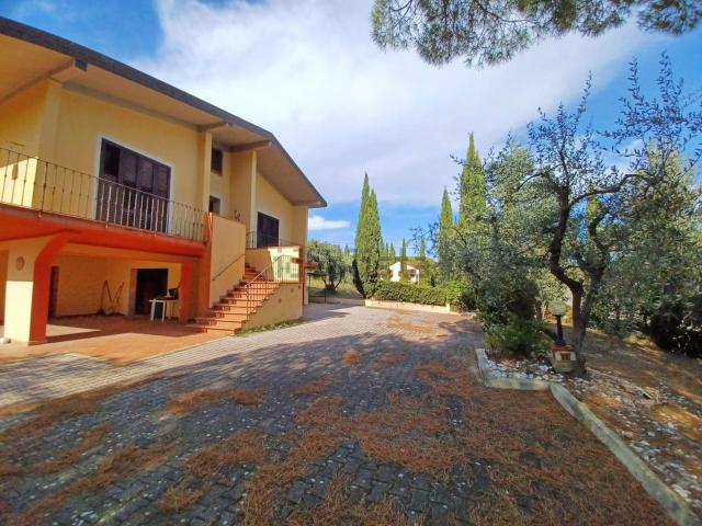 Casa in vendita a Unione dei Comuni Circondario dell'Empolese Valdelsa, Montespertoli