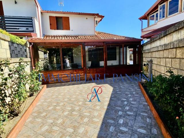 Casa in vendita a Simeri Mare, Simeri Crichi