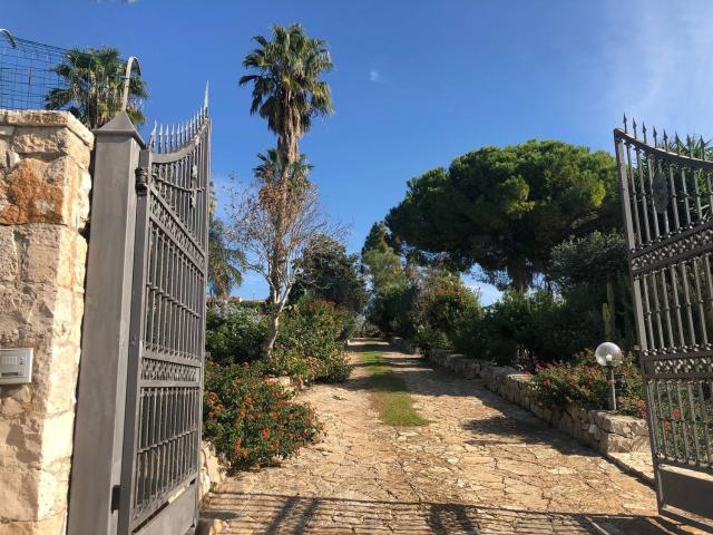 Casa in vendita a Fontanelle, Puglia
