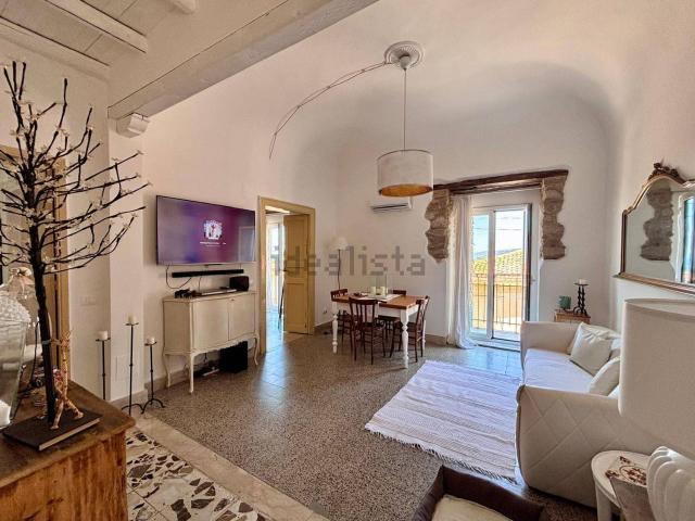 Casa in vendita a Sant'agata Di Militello, Sicilia