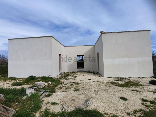 Casa in vendita a Puglia, Brindisi