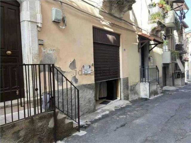 Casa in vendita a Palagonia, Catania