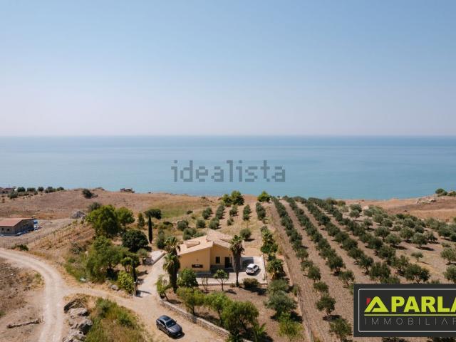 Casa in vendita a Palma Di Montechiaro, Sicilia