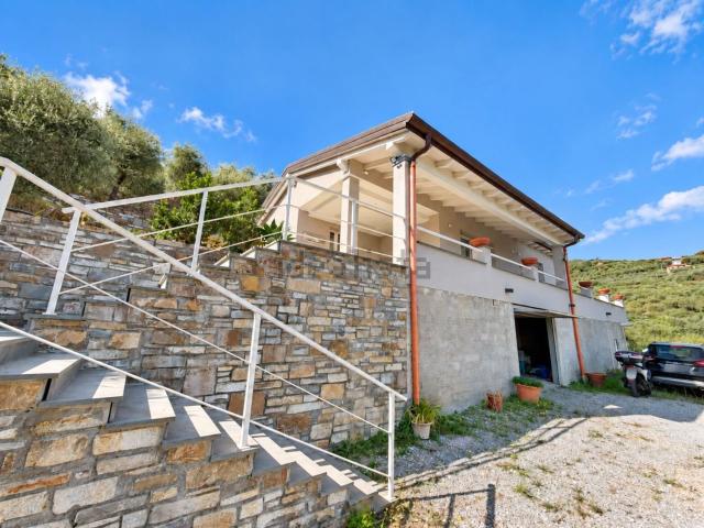 Casa in vendita a Diano Calderina, Diano Marina
