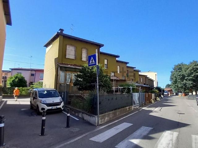 Casa in vendita a Villaggio degli Sposi, Bergamo