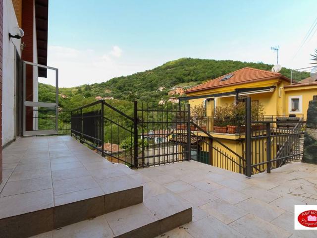 Casa in vendita a Pero, Varazze