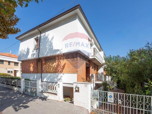 Casa in vendita a Francavilla Al Mare, Abruzzo