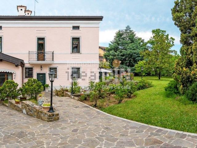 Casa in vendita a Cormons, Friuli-Venezia Giulia