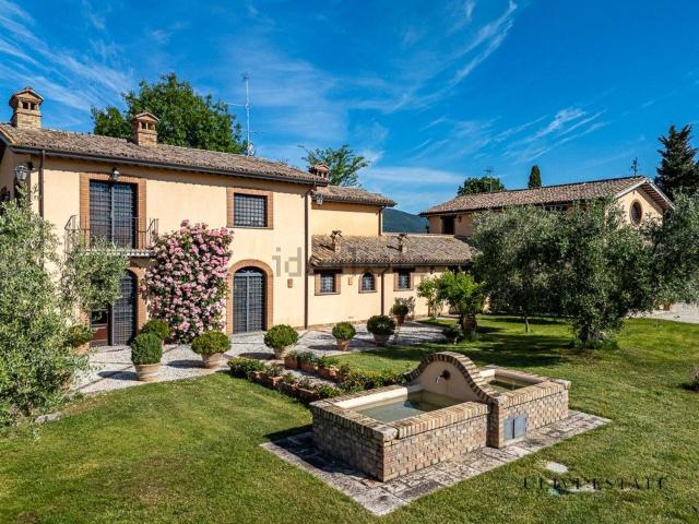 Casa in vendita a Torri In Sabina, Lazio