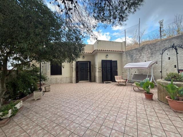 Casa in vendita a Partanna, Trapani