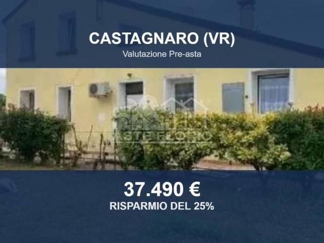 Casa in vendita a Menà, Castagnaro