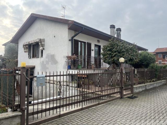 Casa in vendita a Villaggio Sant'Andrea, Gallarate