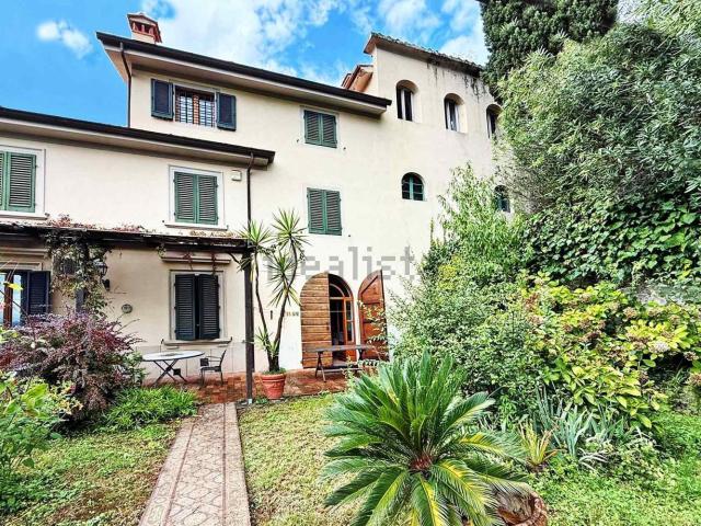 Casa in vendita a Collecchio, Uzzano E Castello