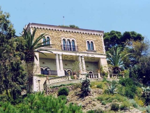 Casa in vendita a Taormina, Sicilia