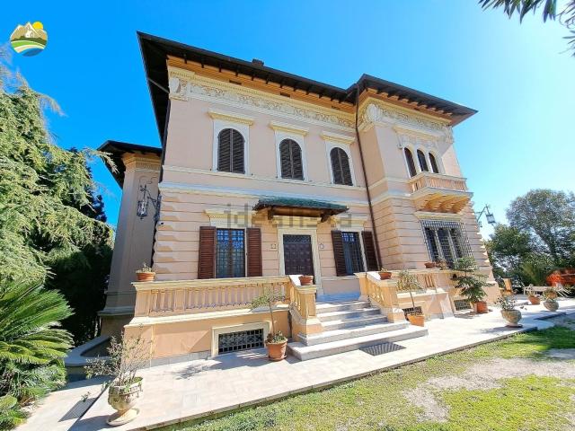 Casa in vendita a Giulianova, Abruzzo