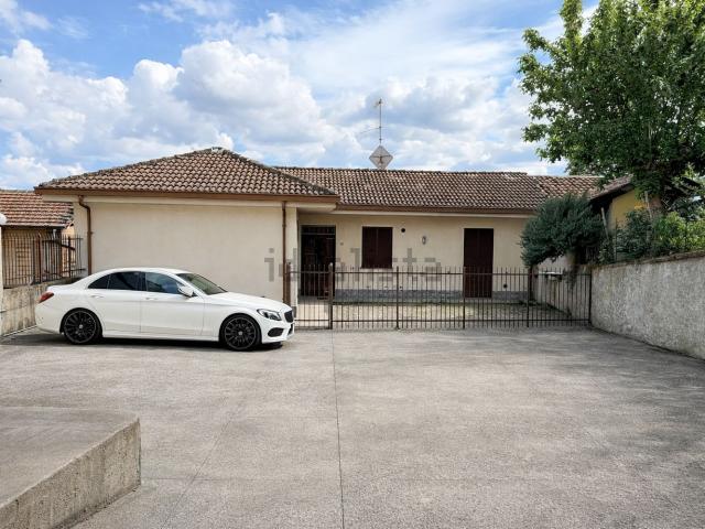 Casa in vendita a Piemonte, Alessandria