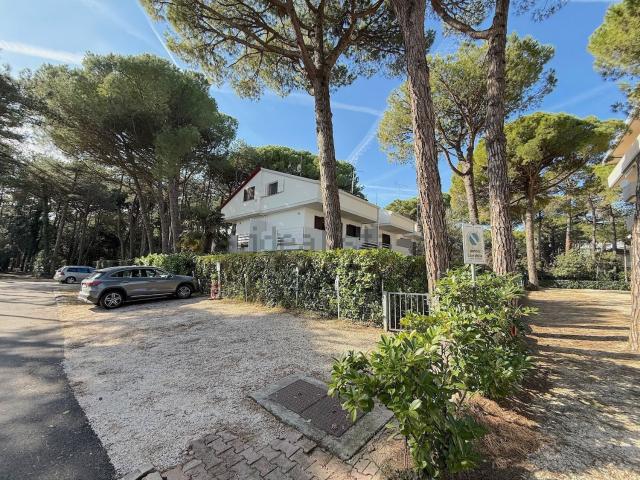 Casa in vendita a Lignano Riviera, Lignano Pineta