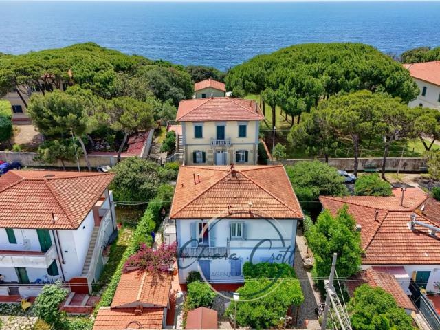Casa in vendita a Quercianella, Livorno