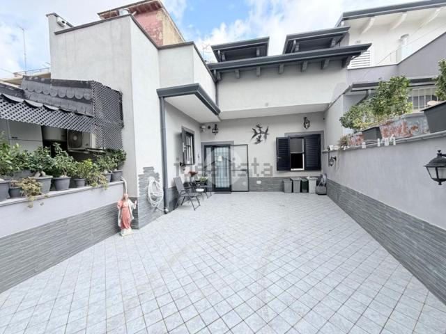 Casa in vendita a Mugnano Di Napoli, Campania
