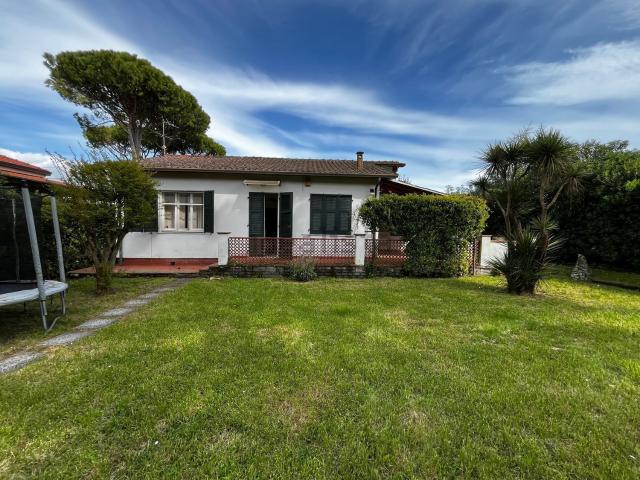 Casa in vendita a Cafaggio, Ameglia