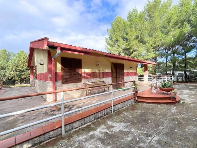 Casa in vendita a Puglia, Barletta-andria-trani