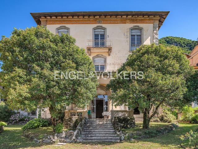 Casa in vendita a Caslino D'erba, Lombardia
