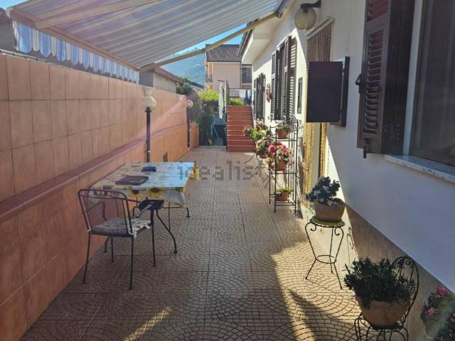 Casa in vendita a Ventimiglia, Liguria