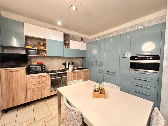 Casa in vendita a Piemonte, Vercelli