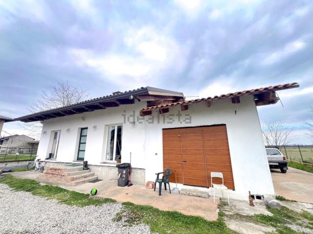 Casa in vendita a Piemonte, Vercelli