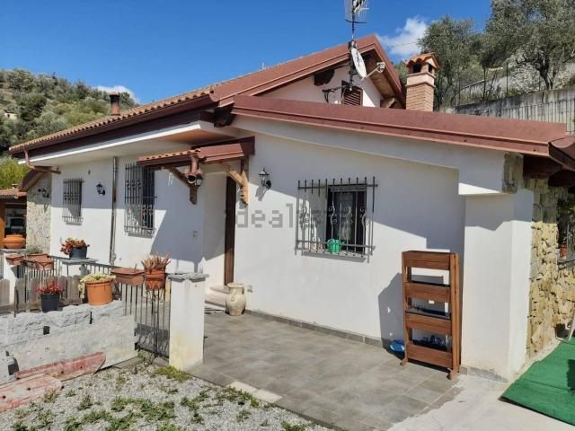 Casa in vendita a Soldano, Liguria