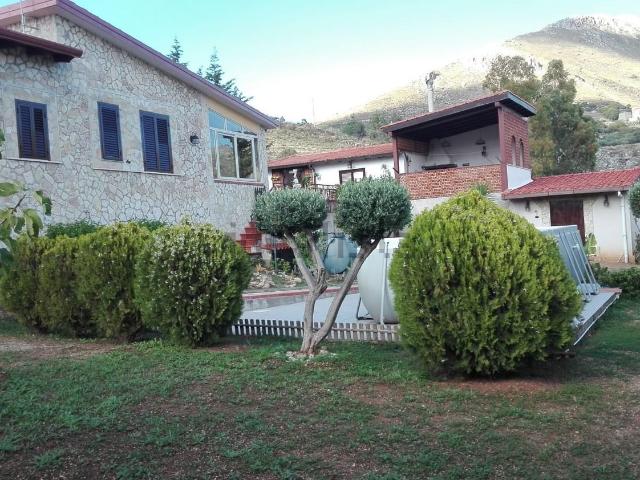 Casa in vendita a Montelepre, Sicilia