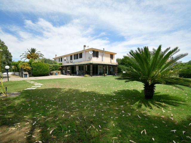 Casa in vendita a Pula, Sardigna/Sardegna