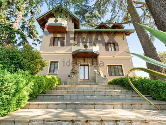 Casa in vendita a Casteggio, Lombardia