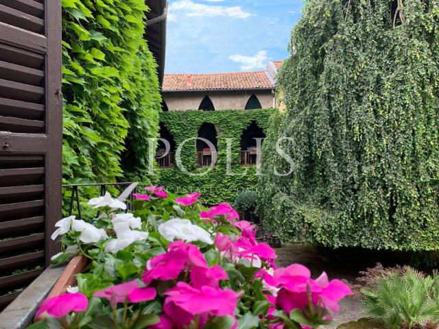 Casa in vendita a Alzate Brianza, Lombardia
