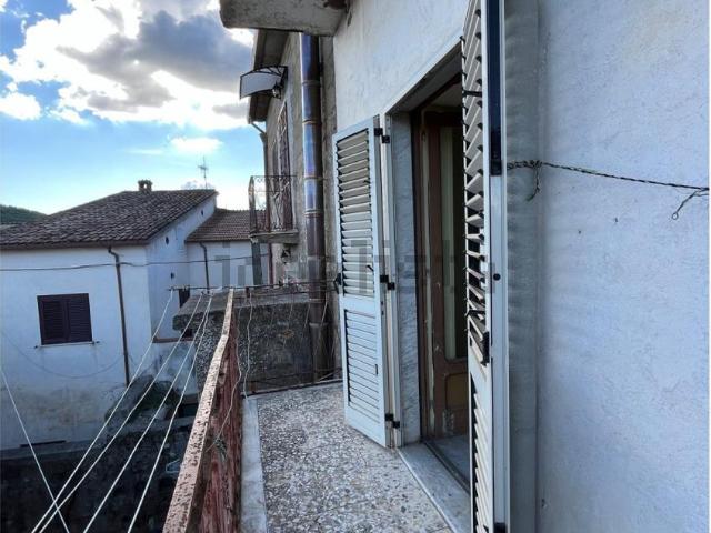 Casa in vendita a Durazzano, Campania