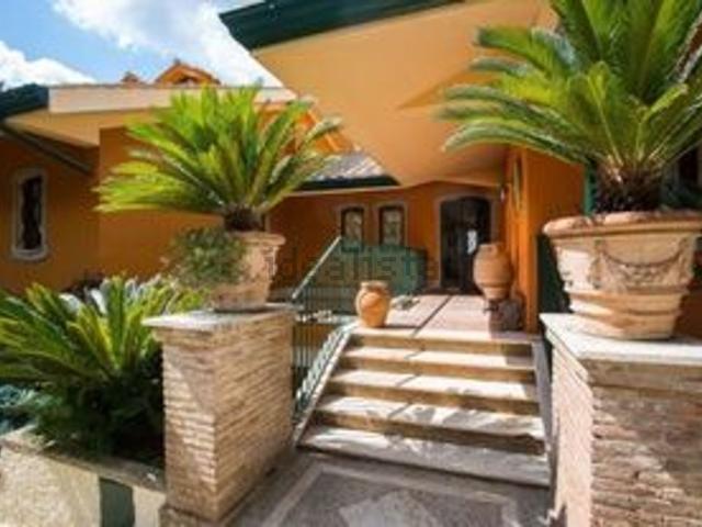 Casa in vendita a Roma Capitale, Lazio