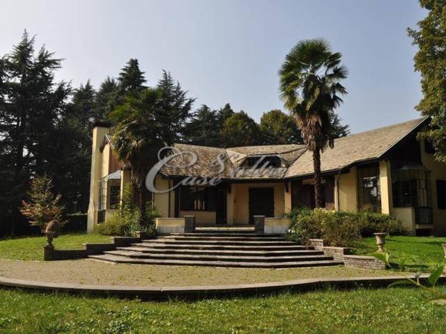 Casa in vendita a Carimate, Lombardia