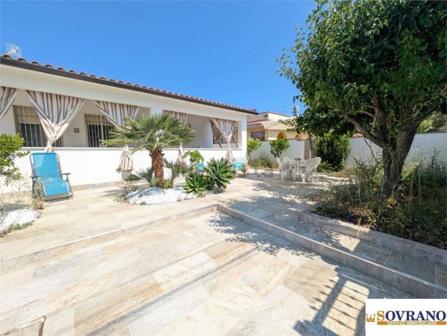 Casa in vendita a Piraineto, Carini
