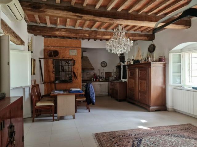 Casa in vendita a Capanne, Montignoso