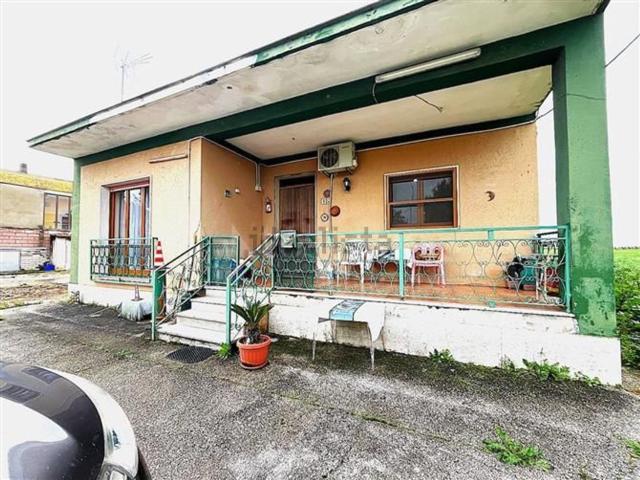 Casa in vendita a Puglia, Foggia