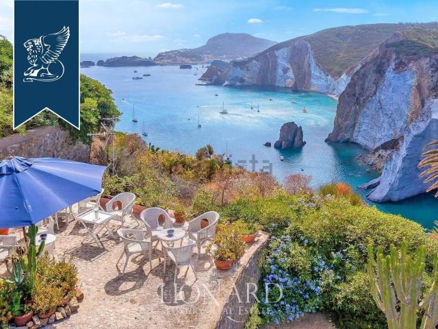 Casa in vendita a Ponza, Lazio