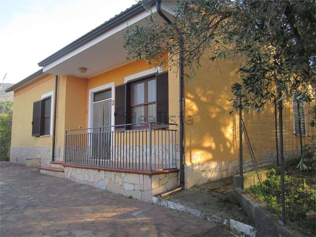 Casa in vendita a Calabria, Cosenza