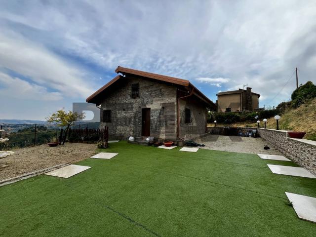 Casa in vendita a Enna, Sicilia